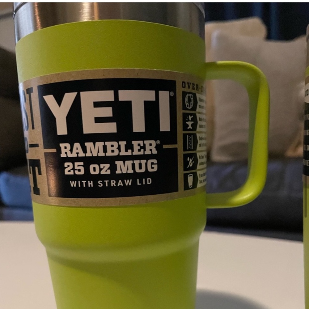 NWT Limited Edition color Chartreuse Yeti 25oz Mug